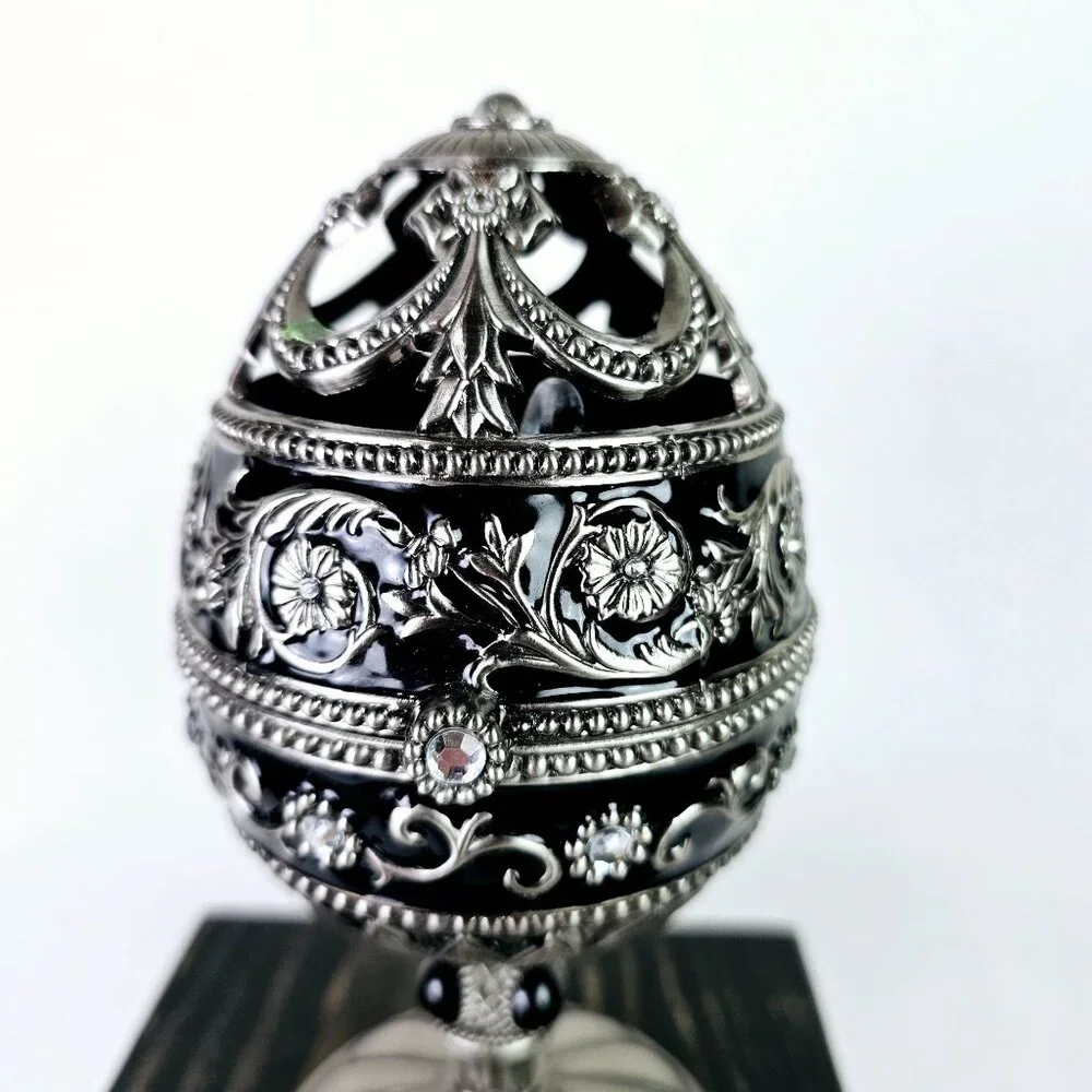 Jane Seymour Musical Egg Box "Swan Lake" St. Catherine's Court, EC, No Box - Picture 3 of 8